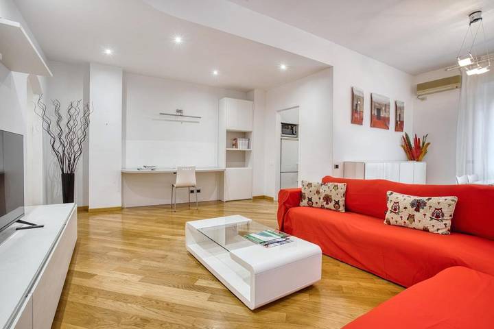 Vacation rental for 2 people, with Balcony in Milan