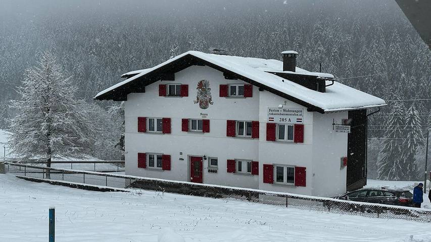 Ferienhaus für 25 Personen, mit Terrasse und Garten im Montafon