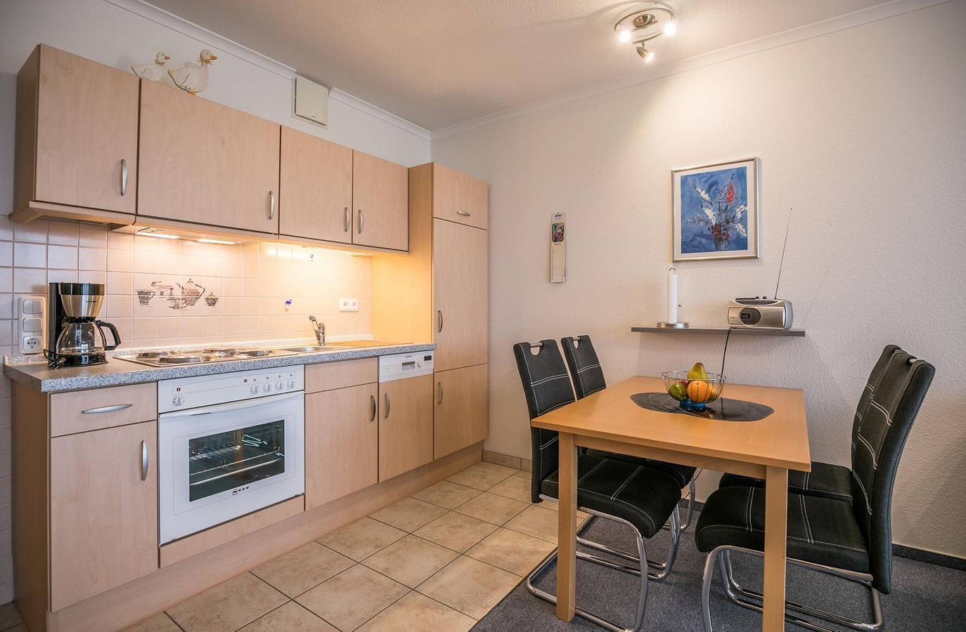 Ganze Wohnung, "Seewärts Wohnen Whg. 1.3" - Fewo für 2 Personen, am Meer + Wohlfühlgarten! in Büsum, Dithmarschen