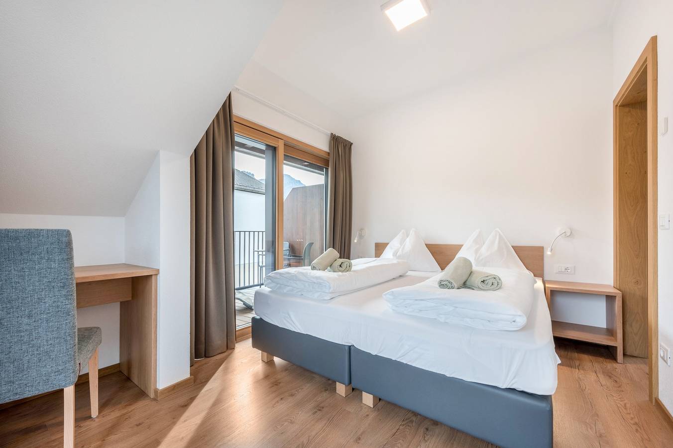 Entire apartment, Apartment "Dolomiten Villa Colli" with Balcony & Wi-Fi in Mitterolang - Valdaora di Mezzo, Olang