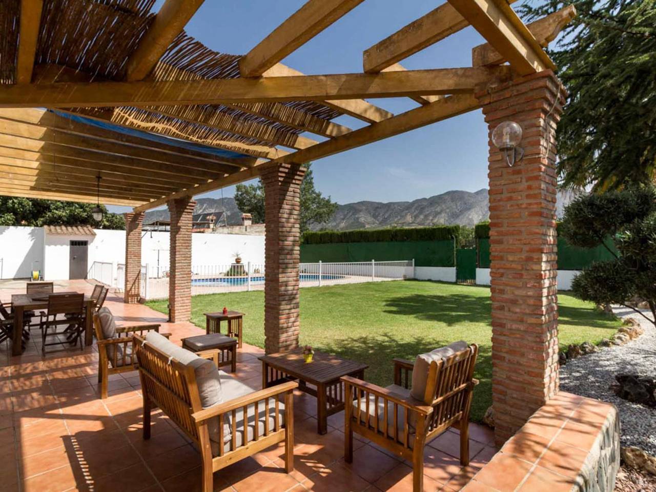 Ferienhaus für 6 Personen mit Balkon/Terrasse in Dúrcal, Granada Provinz