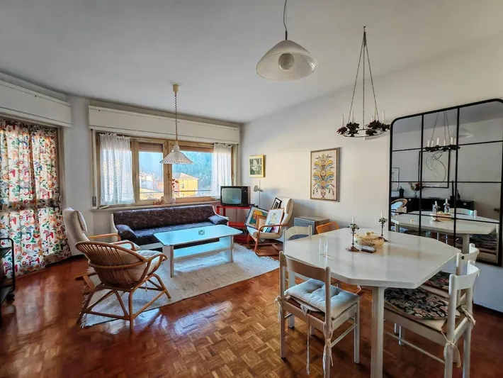 Ferienwohnung für 4 Personen, mit Ausblick und Balkon - 1