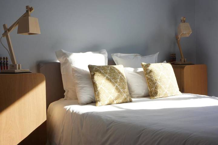 Hôtel pour 2 personnes, avec vue et terrasse, animaux acceptés à Solutré-Pouilly - 2