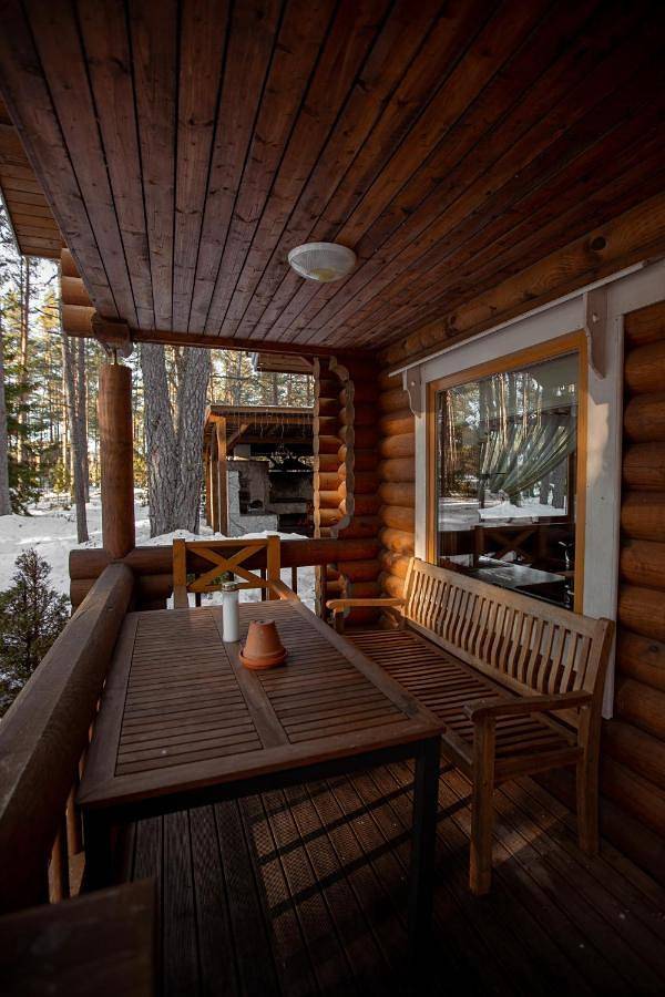 Okka Holiday Home in Lake Pskov