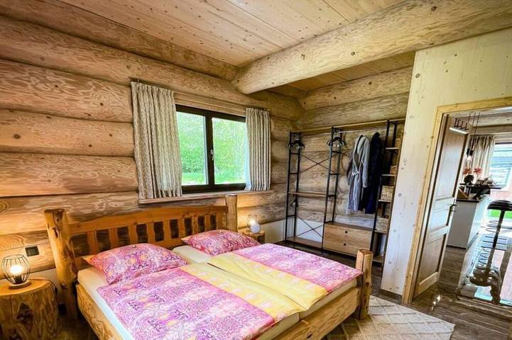 Ferienhaus für 4 Personen, mit Balkon und Whirlpool sowie Garten in Allenbach - 2
