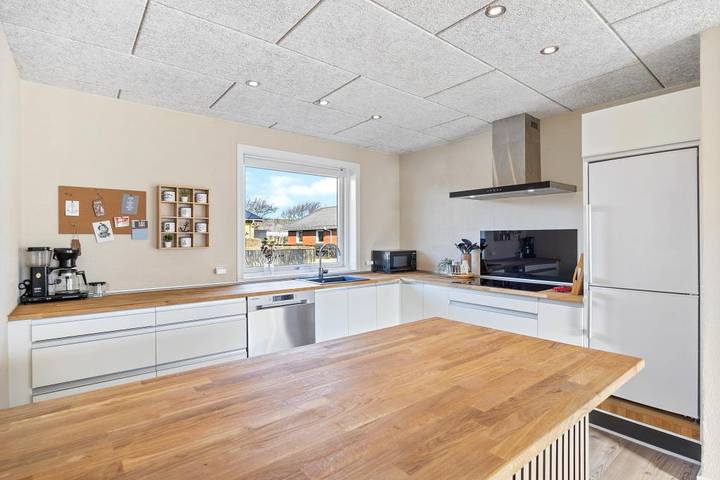 Schönes Ferienhaus mit eingezäuntem Grundstück in Hvide Sande, Holmsland Klit