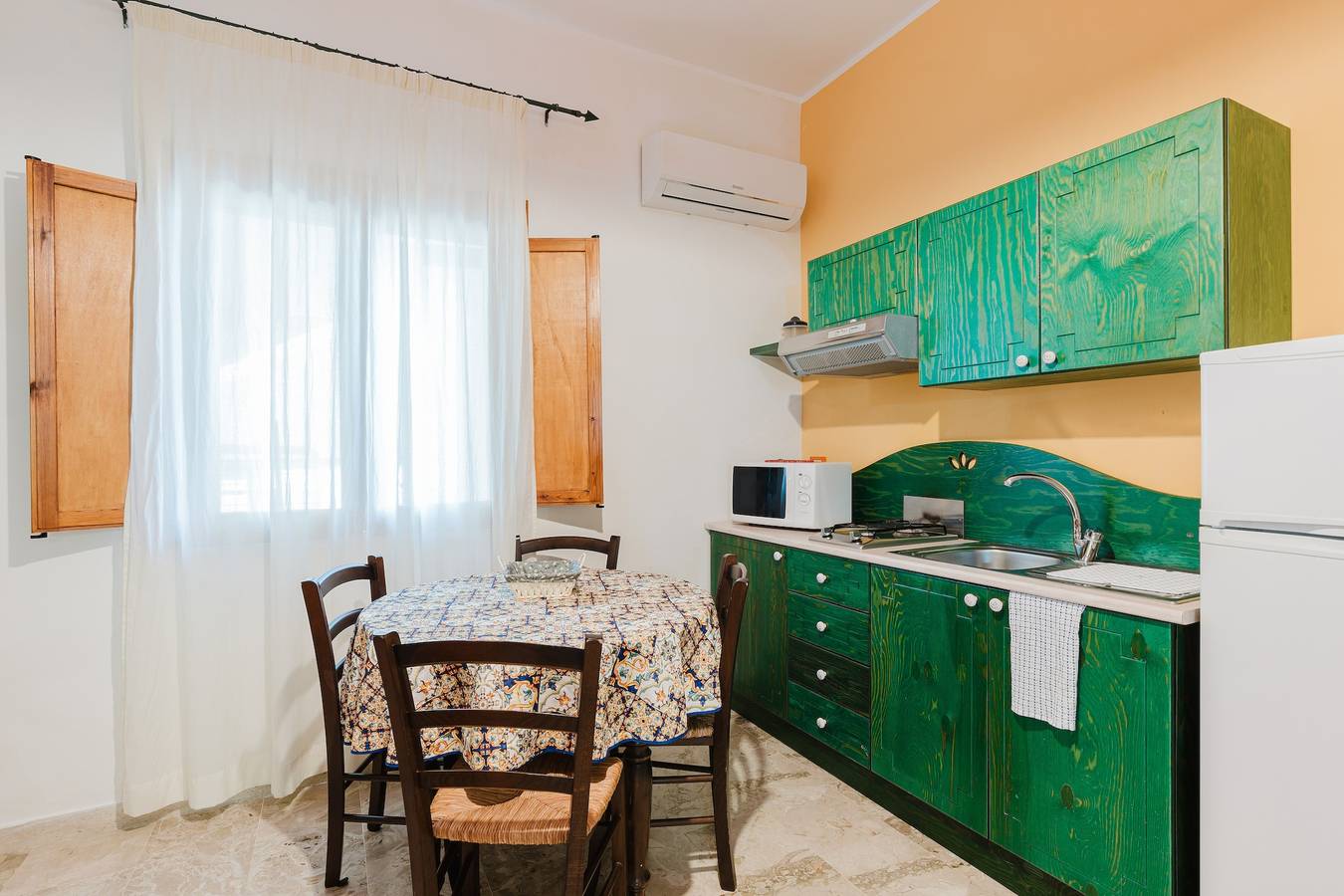 Appartement entier, Appartement 'Appartamento Standard 7' avec piscine partagée, Wi-Fi et climatisation in Castellammare del Golfo, Province de Trapani