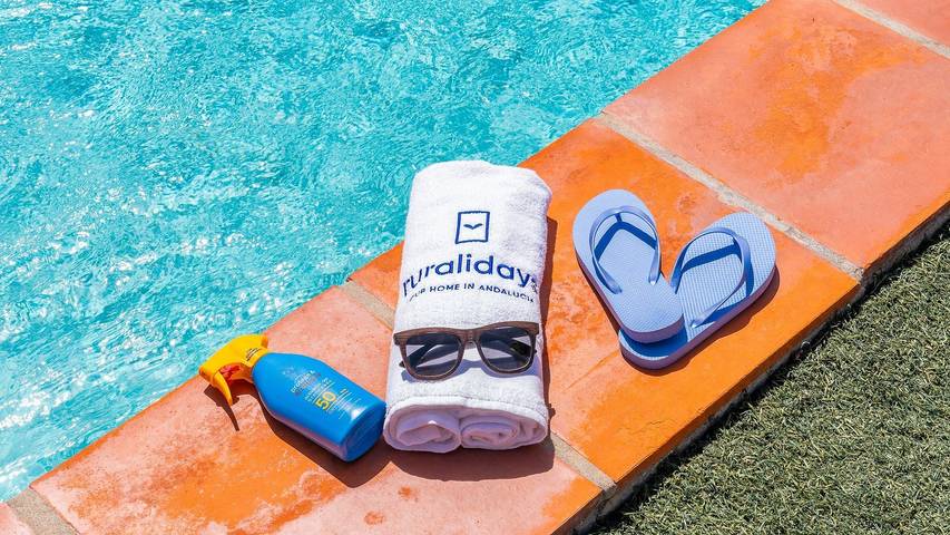 Villa für 14 Personen, mit Balkon/Terrasse und Pool in Andalusien - 3