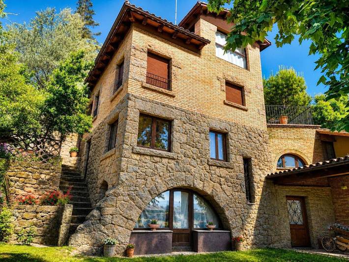 Casa de vacaciones para 8 personas, con jardín y jacuzzi - 1