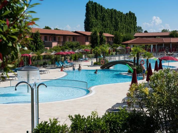 Stanza, con Balcone/Terrazza e Idromassaggio a Lignano Sabbiadoro