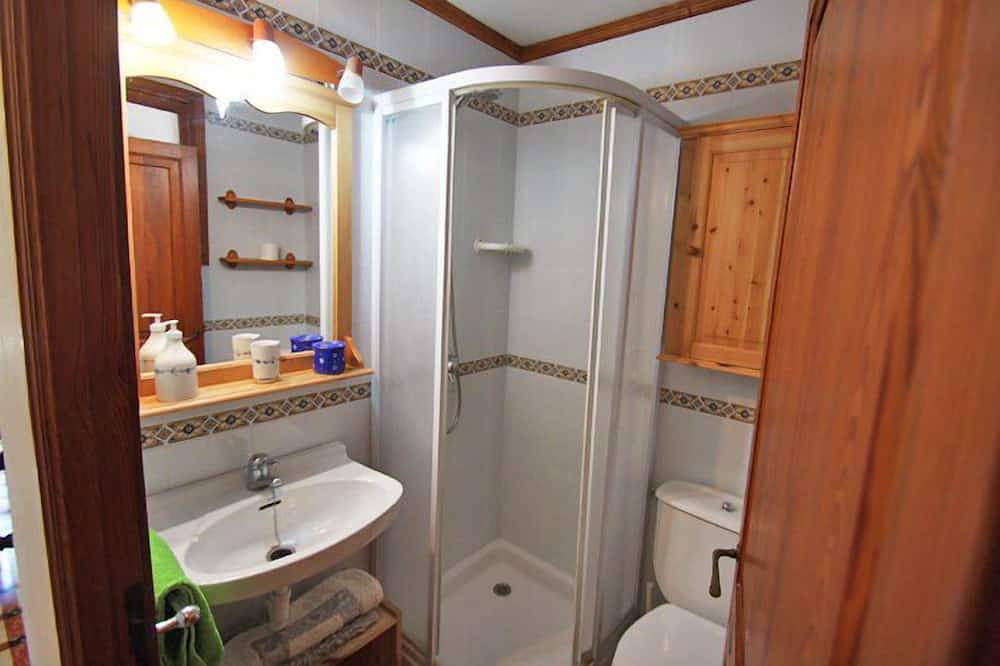 Apartamento entero, Apartamento frente al mar en Port de Soller. 10 metros de la playa. Wi-Fi gratis. in Puerto de Sóller, Sóller