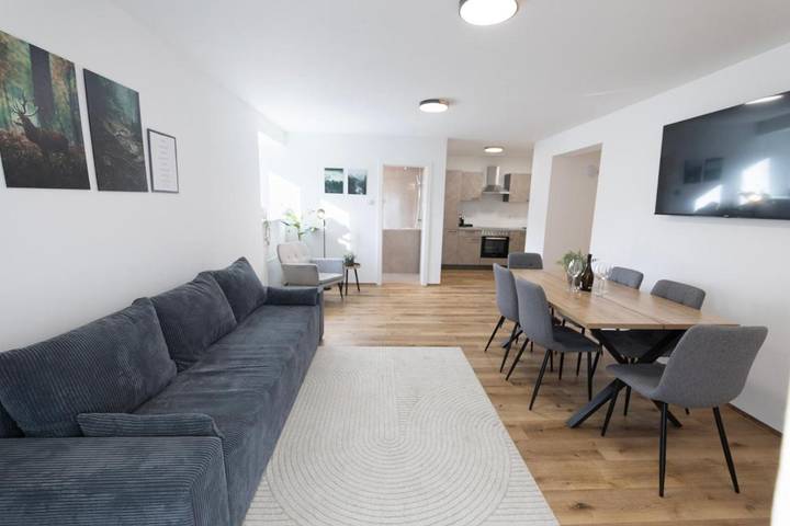Ferienwohnung für 6 Personen, mit Balkon und Ausblick in Küssaberg - 3