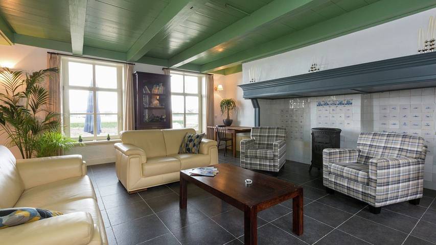 Ferienhaus für 8 Personen, mit Terrasse und Garten in Oostkapelle