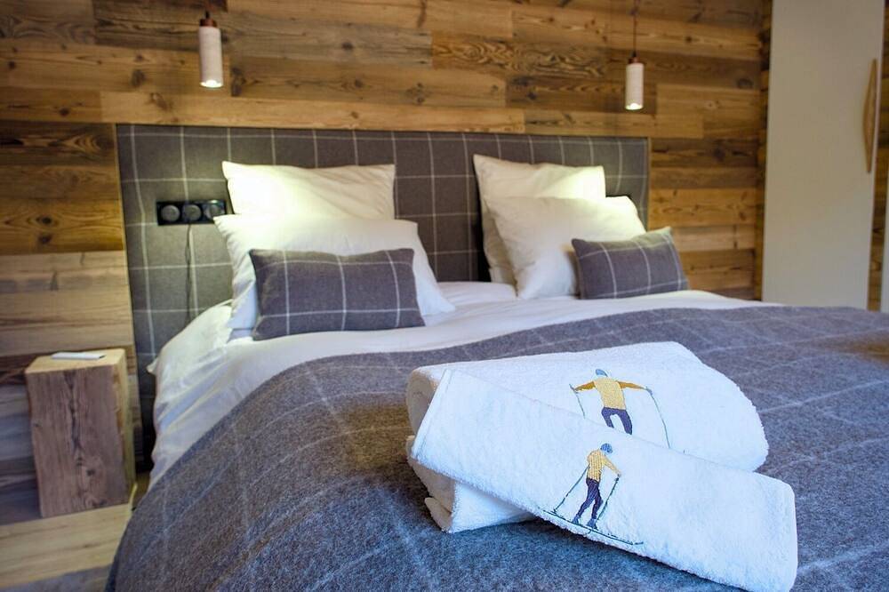 Entire apartment, Superb duplex with sauna and swimming pool - at the foot of the slopes - Vars - top-of-the-range services 