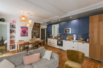 Vacation Rental for 4 Guests in Paris, Ile de France, Picture 2