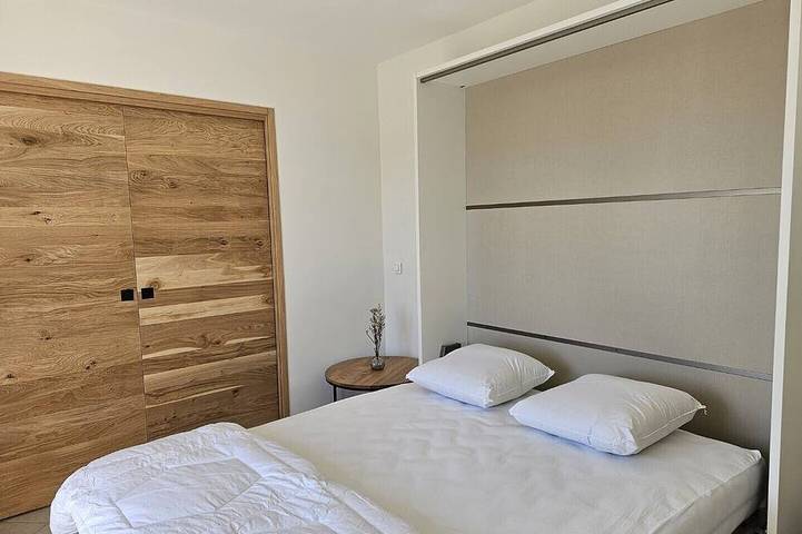 Location de vacances pour 6 personnes, avec piscine ainsi que balcon et jardin dans Golf et Tennis Club de Valescure - 2