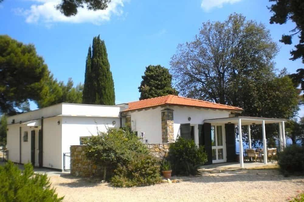 Villa für 8 Personen in Oneglia, Imperia