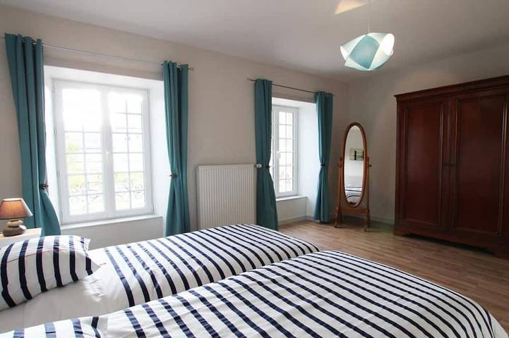 Gîte pour 6 personnes, avec jardin dans Le Vicel - 4