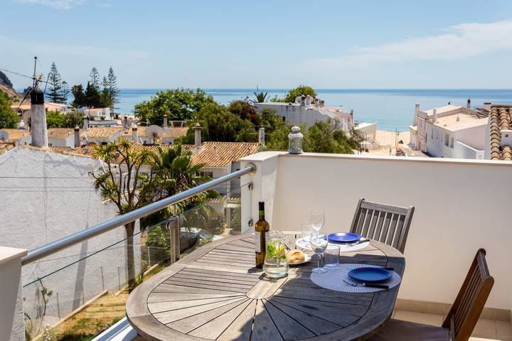 Holiday rental for 3 people, with Balcony and Terrace in Luz
