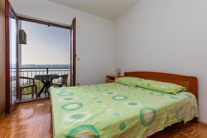Apartament wakacyjny dla 4 osób, z balkon/ taras w Mimice