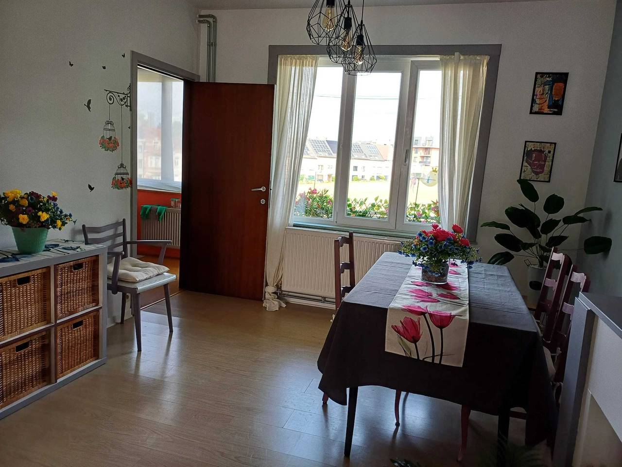 Ganze Wohnung, Wohnung mit Terrasse in Berchem-Sainte-Agathe in Berchem-Sainte-Agathe, Brüssel und Umgebung