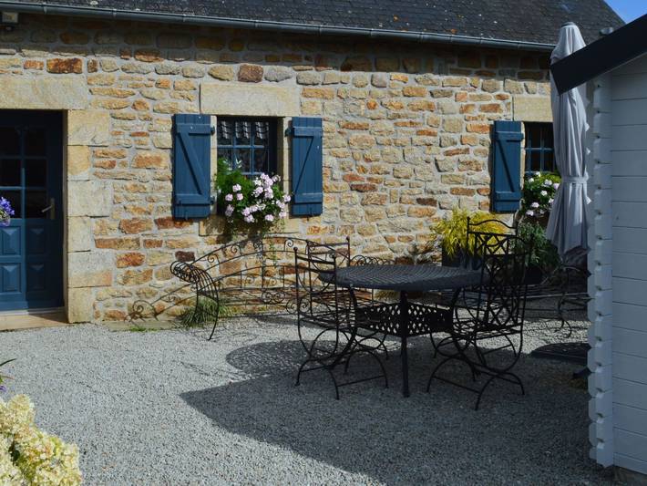 Location de vacances pour 2 personnes, avec jardin à Plonévez-Porzay - 3