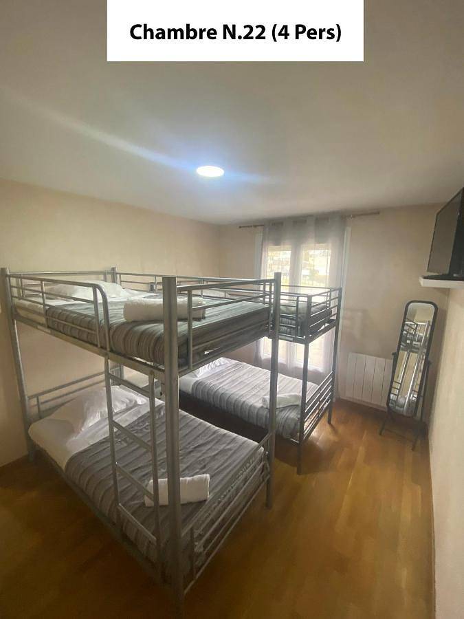 Location de vacances pour 12 personnes, avec piscine et jardin, animaux acceptés à Cerizay - 4