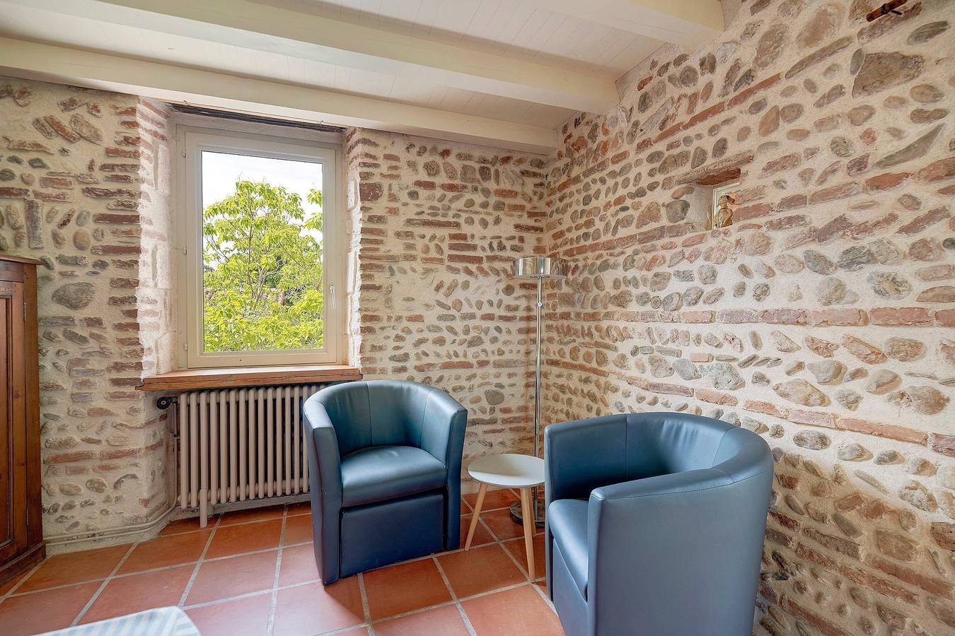 Holiday Home 'Le Galet Du Chant Du Buc' with Shared Pool, Private Garden and Wi-Fi in Marssac-sur-Tarn, Albi region