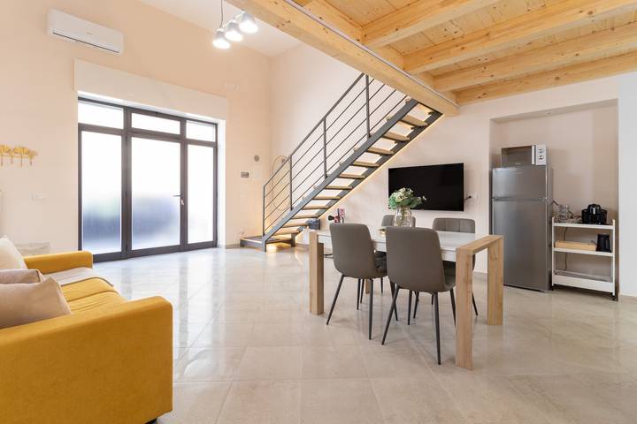 Ganze Wohnung, Ferienwohnung 'Calipso' mit Wi-Fi und Klimaanlage in Giovinazzo, Bari Provinz