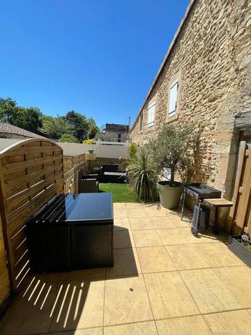 Gîte pour 4 personnes, avec terrasse et jardin à Livron-sur-Drôme