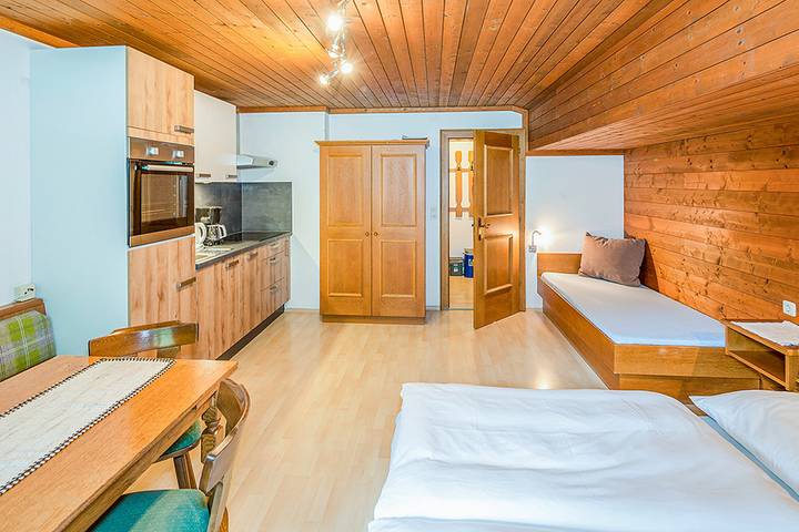 Ferienwohnung für 6 Personen, mit Balkon und Terrasse sowie Sauna in Saalbach-Hinterglemm-Leogang - 3