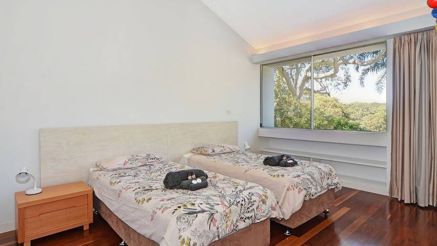 Holiday home for 10 people, with terrace and garden in Vincentia