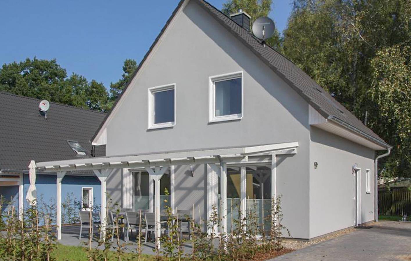 Rückzugsort am Strand mit Terrasse und Parkplatz in Röbel, Müritz