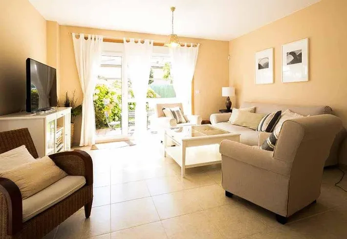 Ferienwohnung für 8 Personen, mit Kinderpool und Garten - 1