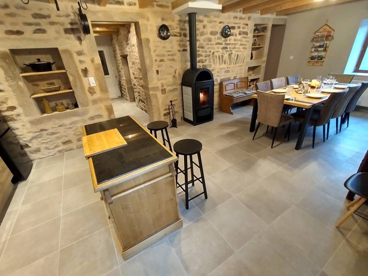 Gîte du Hallot avec Spa (vacanciers / curistes) in Le Clerjus, Région d'Épinal