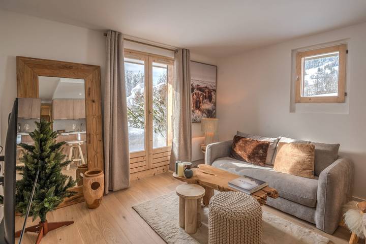 Gîte pour 4 personnes, avec terrasse, adapté aux familles à Demi-Quartier