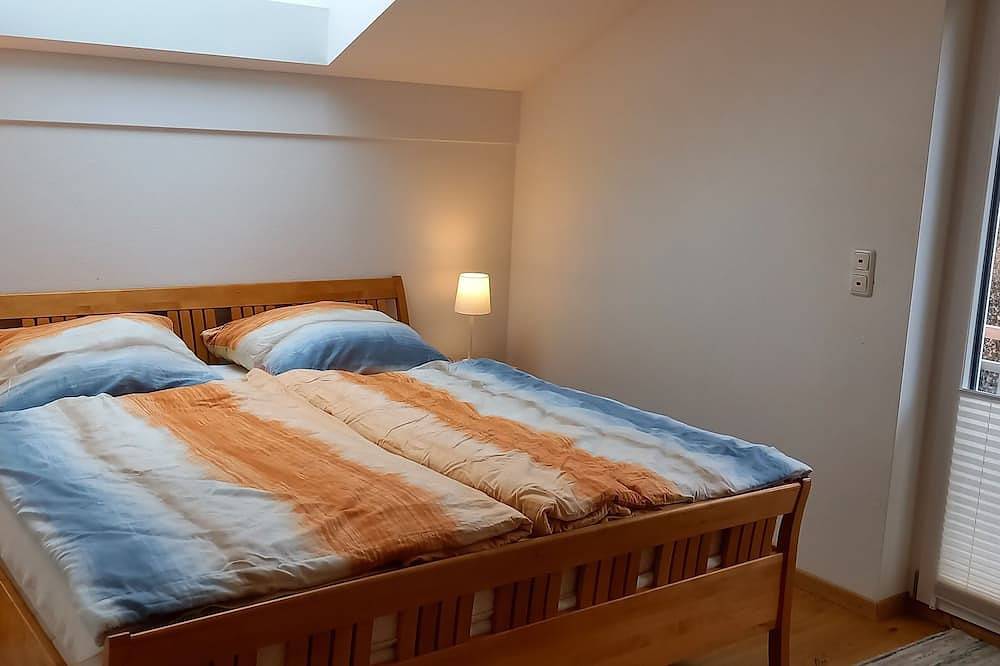 Ganze Wohnung, Cozy apartment in the 5-lake region in Gilching, Landkreis Starnberg