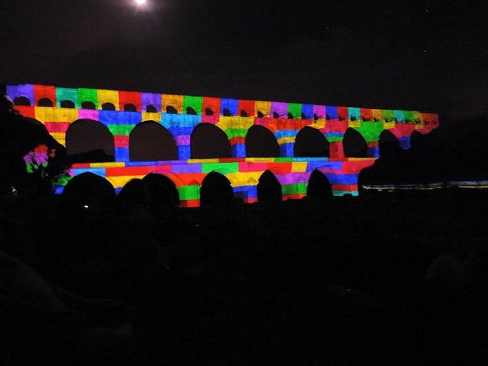 Chambre d’hôte pour 2 personnes, avec jardin et piscine ainsi que bassin pour enfant et vue, adapté aux familles à Castillon-du-Gard - 4