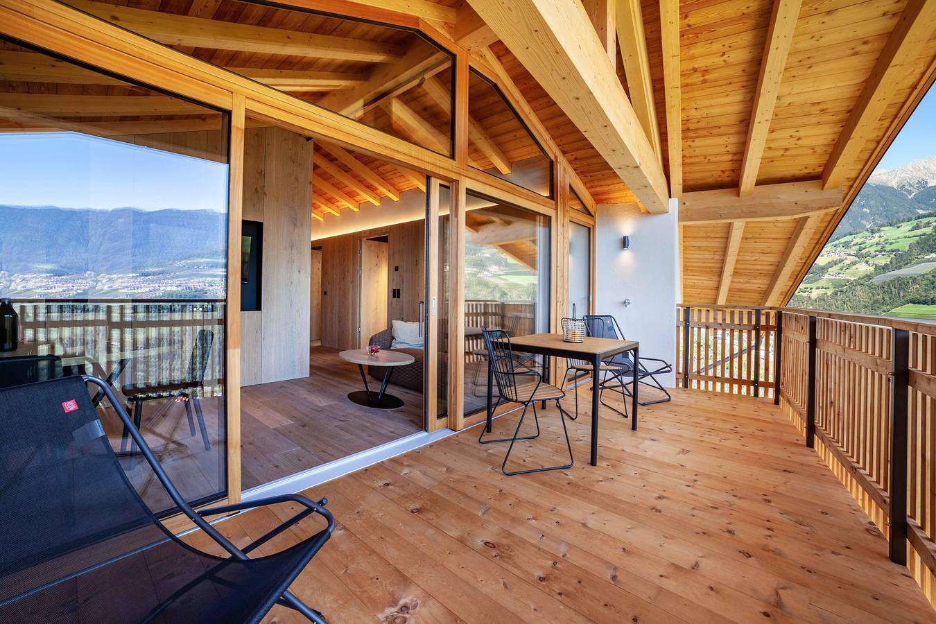 Ganze Wohnung, Ferienwohnung 'Hütterhof Sommer' mit Bergblick, privater Terrasse und Wlan in Kuens, Passeiertal
