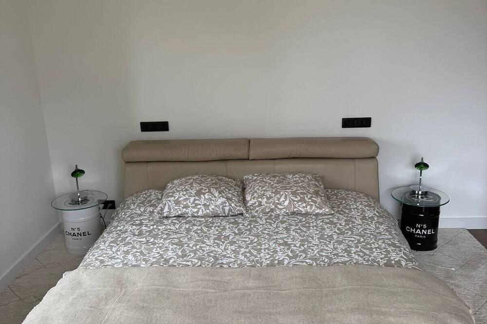 Magnificent villa with panoramic sea view in Biot, Region de Cannes