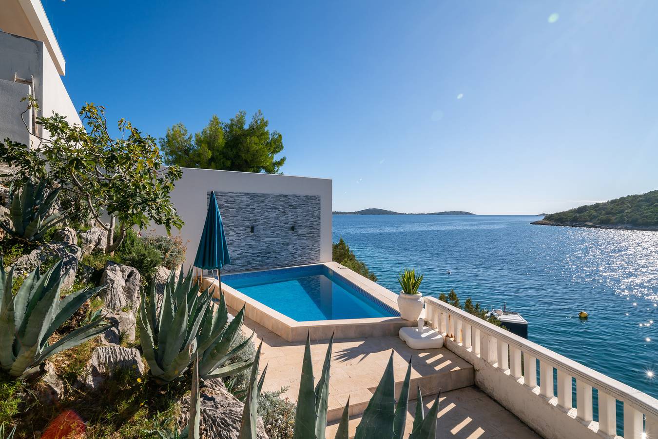 Villa Sine With Amazing Sea Panorama in Vinisce, Split-Dalmatien