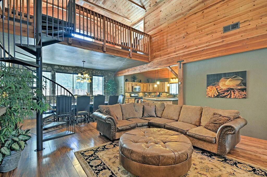 Flagstaff-Kabine mit Kamin und Feuerstelle auf 5 Hektar! in Coconino Nationalwald