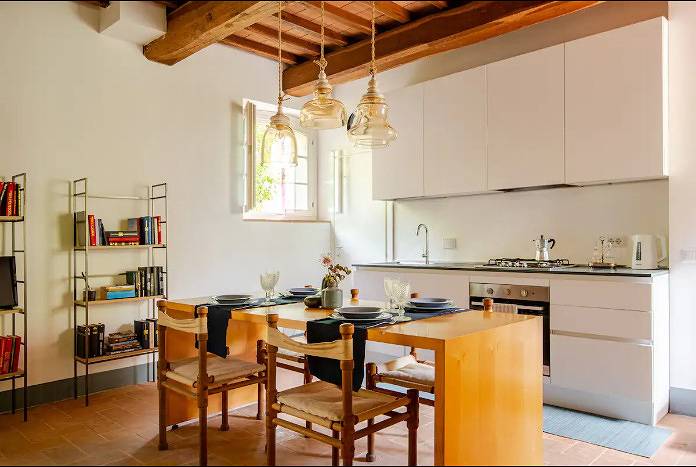 Ehemaliges Kloster mit Blick auf die umbrische Landschaft in Perugia, Perugia Provinz