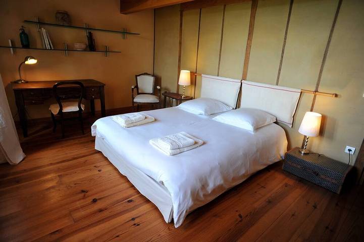 Location de vacances pour 9 personnes, avec jacuzzi et jardin, animaux acceptés à Gaillac-Toulza - 2