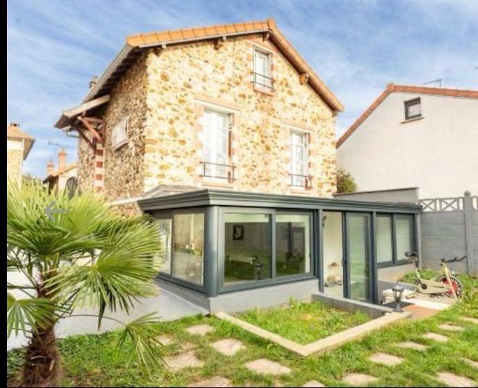 Gîte pour 4 personnes, avec jardin à Choisy-le-Roi