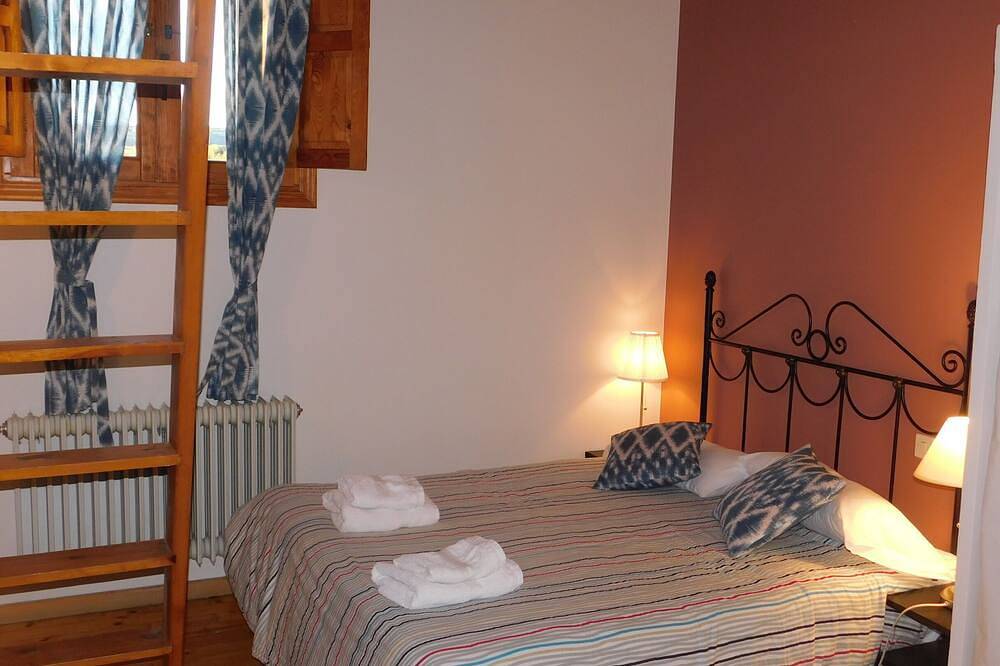 Maison-Cottage-Sdb privée avec baignoire-Vue sur Montagne in Navarredonda de Gredos, Région d'Ávila