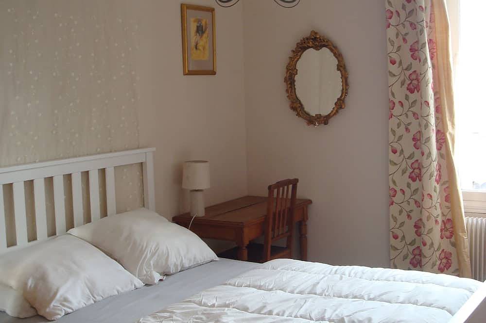 House in the Sancy 7 bedrooms 7 bathrooms in Murat-le-Quaire, Regionaler Naturpark Volcans d'Auvergne