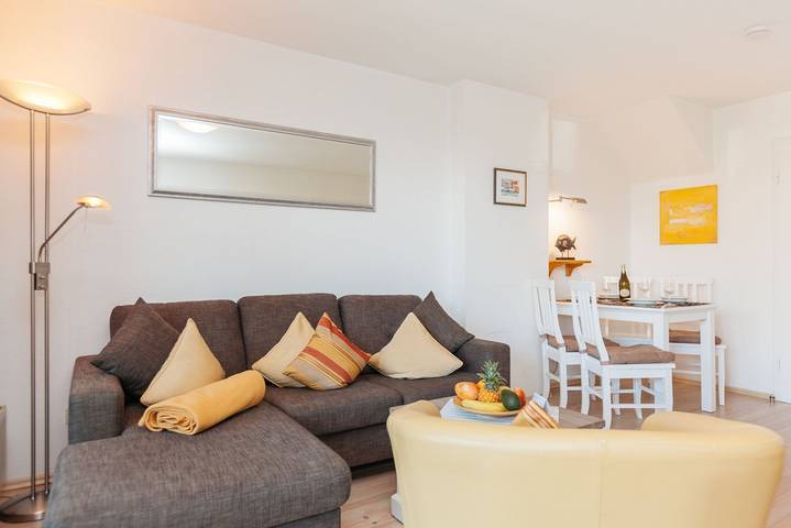Ganze Wohnung, Komfortable Ferienwohnung mit Garten und Terrasse in Wenningstedt, Sylt