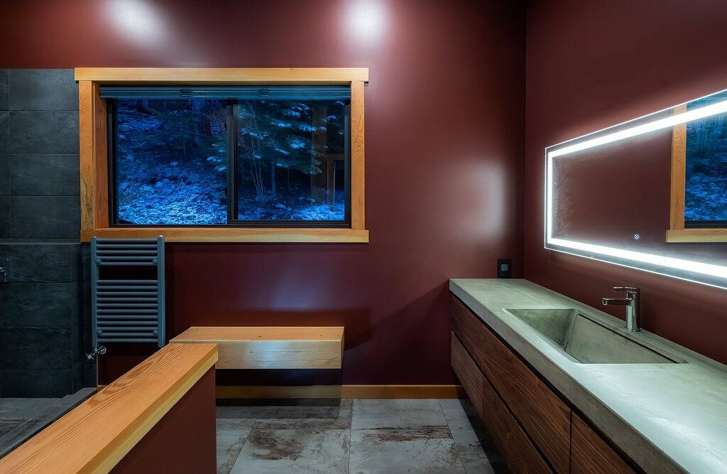 New Luxe Modern Timberframe - Iconic Panorama Views w/ Air-Con in Nelson, Whitewater Ski Resort