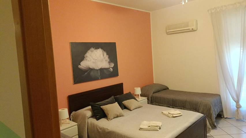 Gîte pour 4 personnes, avec vue et balcon à Mascalucia